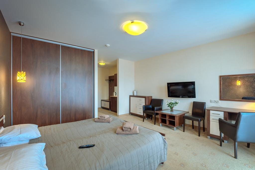 Apartamenty Diva Kolobrzeg Exterior photo
